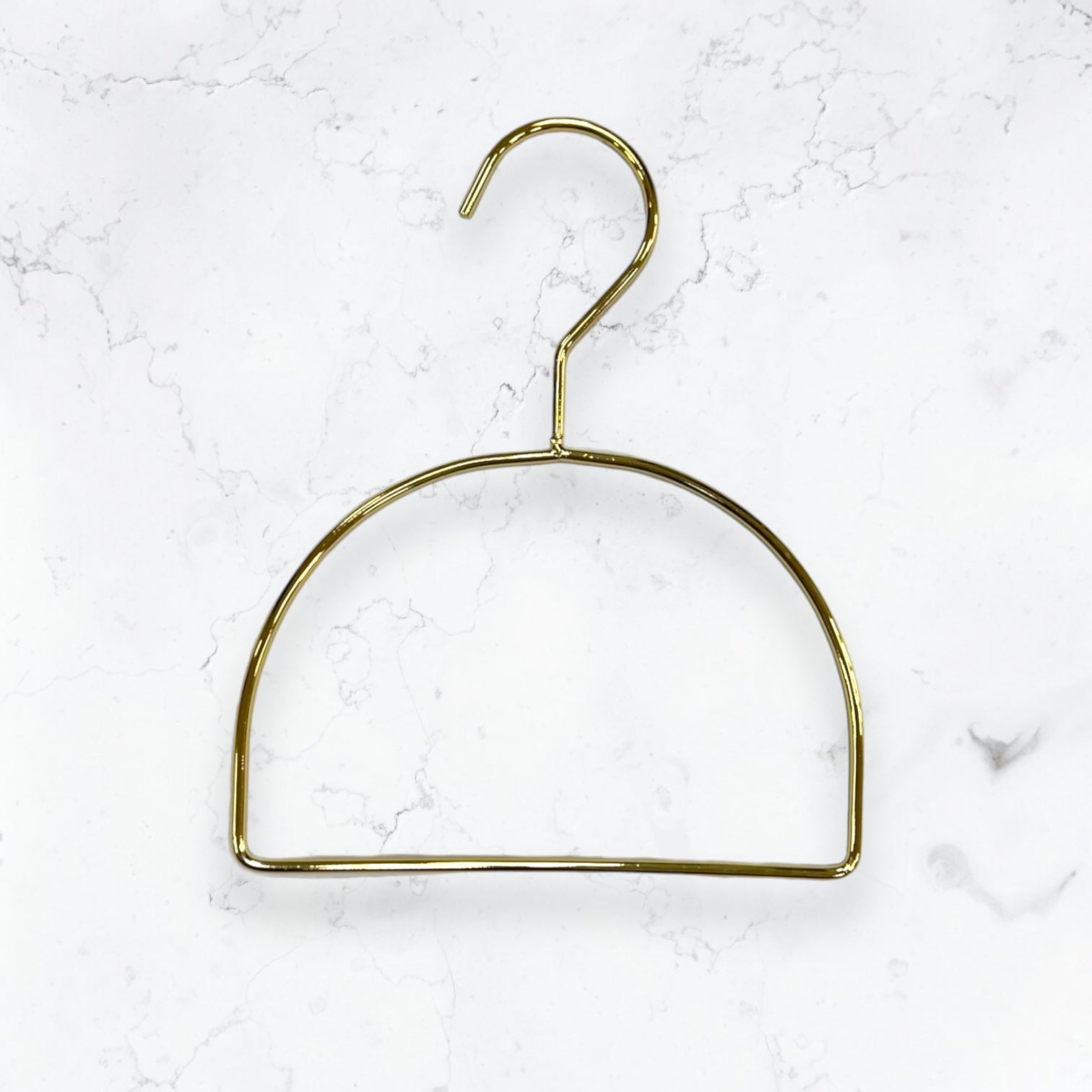 Golden scarf hanger